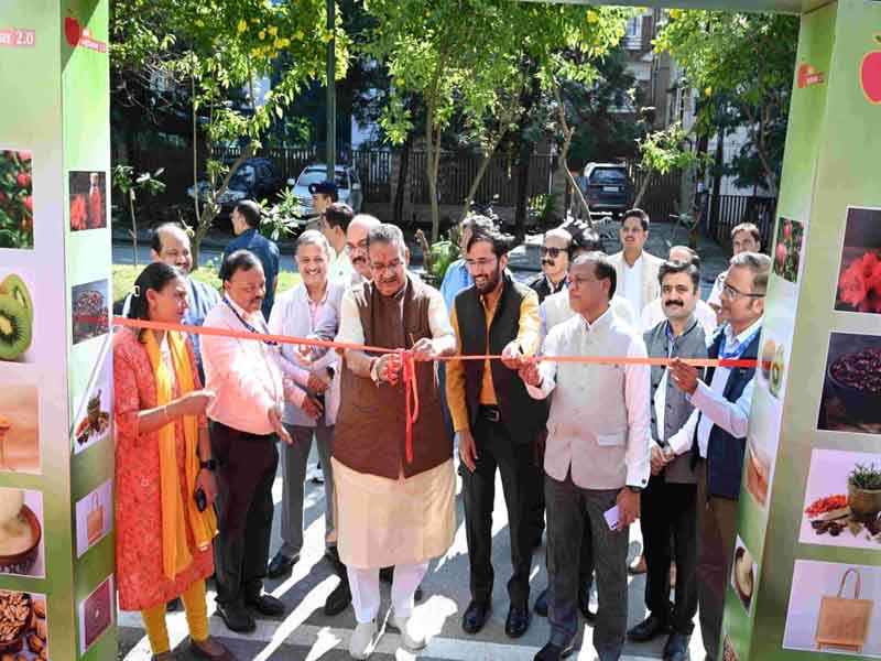 नाबार्ड ने देहरादून में किया ‘सेब महोत्सव 2.0’ का आयोजन