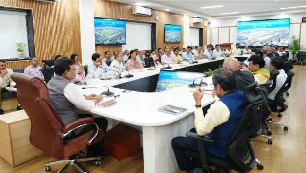 उद्यमियों के साथ सचिव वित्त द्वारा जीएसटी की नई व्यवस्था से संबंधित प्रकरणों को लेकर बैठक कर समस्याओं एवं शंकाओं का समुचित समाधान किया जाएगा: मुख्य सचिव